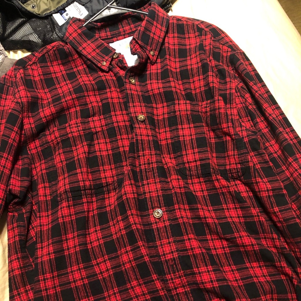Size large long sleeve flannel rare piece